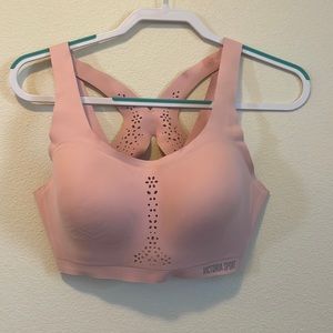 Victoria sports bra size 36C pink in color
